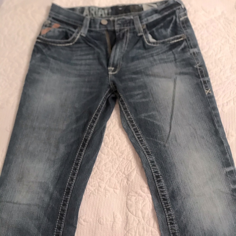 Men’s Ariat straight jeans